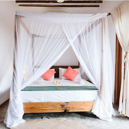 Bahati Sunset Bungalows Michamvi Bagian luar foto