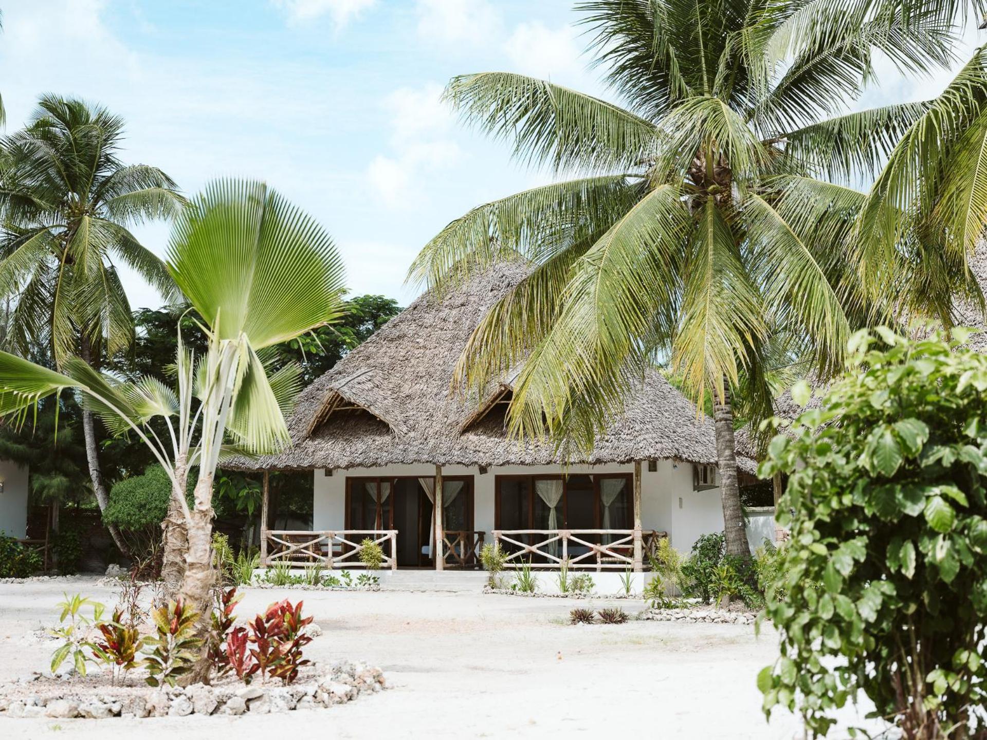 Bahati Sunset Bungalows Michamvi Bagian luar foto