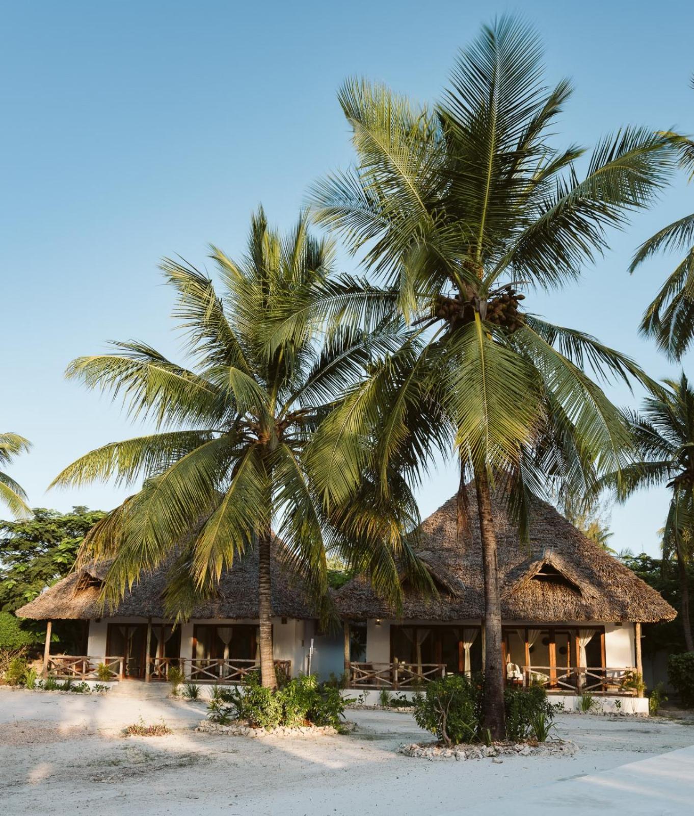 Bahati Sunset Bungalows Michamvi Bagian luar foto